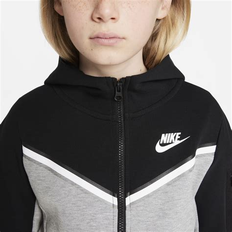 Nike kids tech fleece